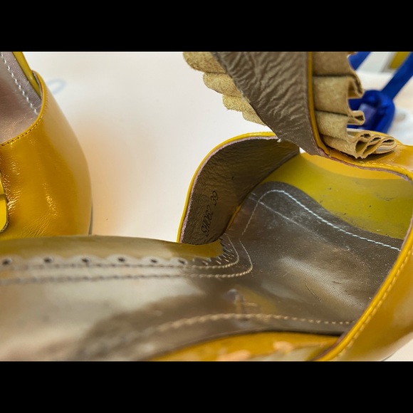 Beautiful high heels size euro 39, us 8,5 - Picture 5 of 8